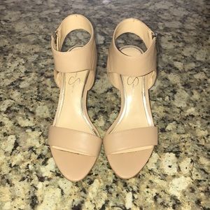 Jessica Simpson Pumps